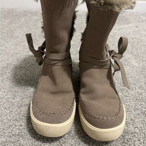 Toms Women's Vista
Suede Boot